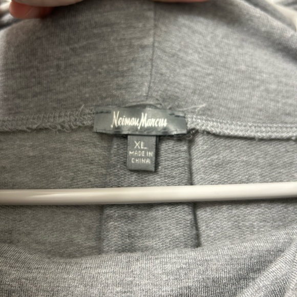 Neiman Marcus Cowl Neck Button Back Tunic Sweater - Picture 3 of 6